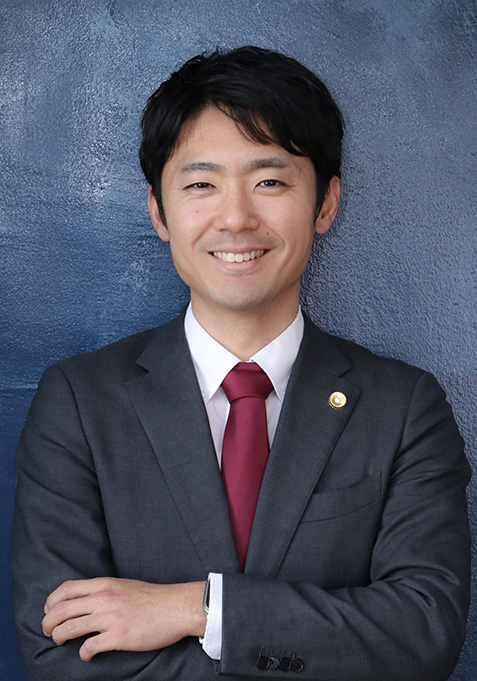 白総合法律事務所　弁護士　畠山大地